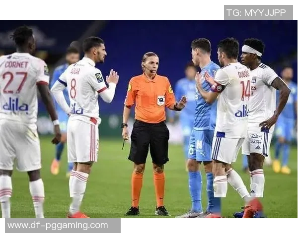 热刺主场迎战莱切斯特城争夺英超关键三分的激烈对决