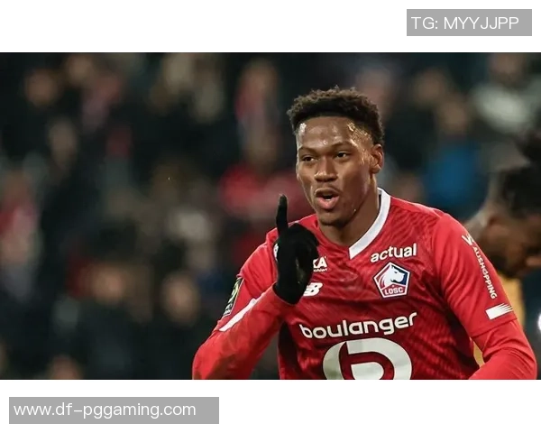 乔纳森-戴维:我能够踢任何方位;一直在练习后进行加练 乔纳森-戴维:我能够踢任何方位;一直在练习后进行加练